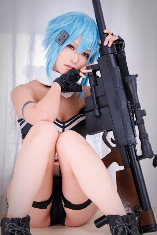 1637077951_3-xphoto-name-p-pittykitty-sinon-cosplay-porn-5.jpg